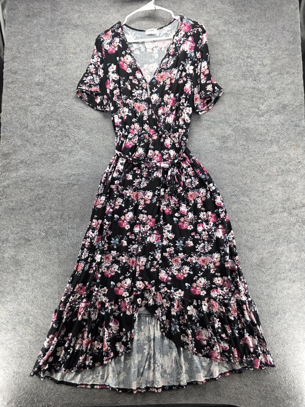 Follow Me Apparel Dress Womens L Black Floral V Neck Maxi Flutter Sleeve Ruffle